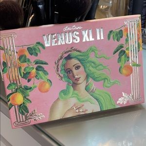 Lime Crime Venus XL II